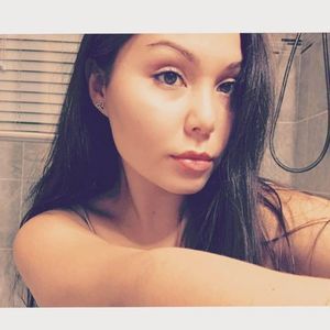 Meet your Posher, Amie